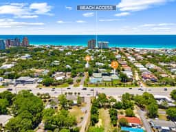 Beach Cottage, 3BR 3BA, Pools & Private Beach